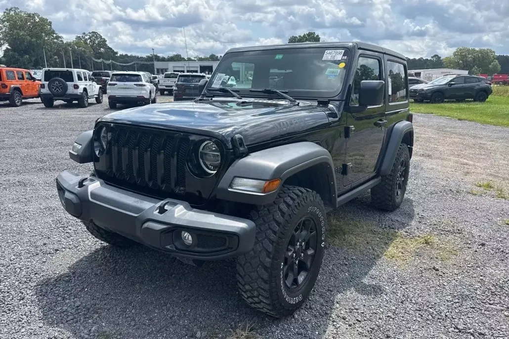2021 Jeep Wrangler Willys photo 1