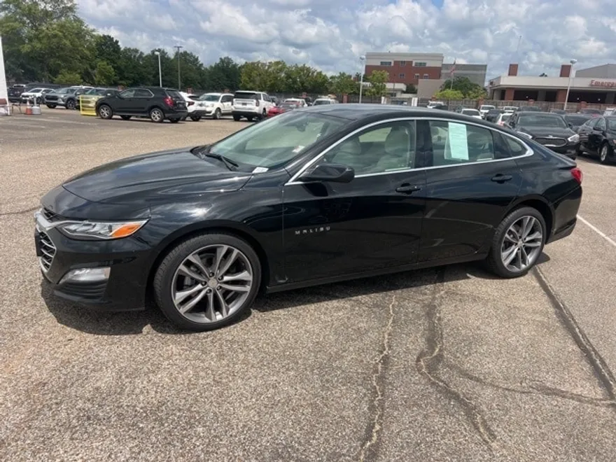 2024 Chevrolet Malibu Premier 2LT photo 1