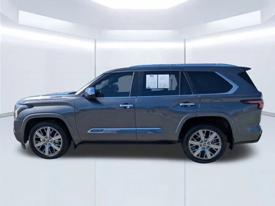 2024 Toyota Sequoia Capstone photo 2