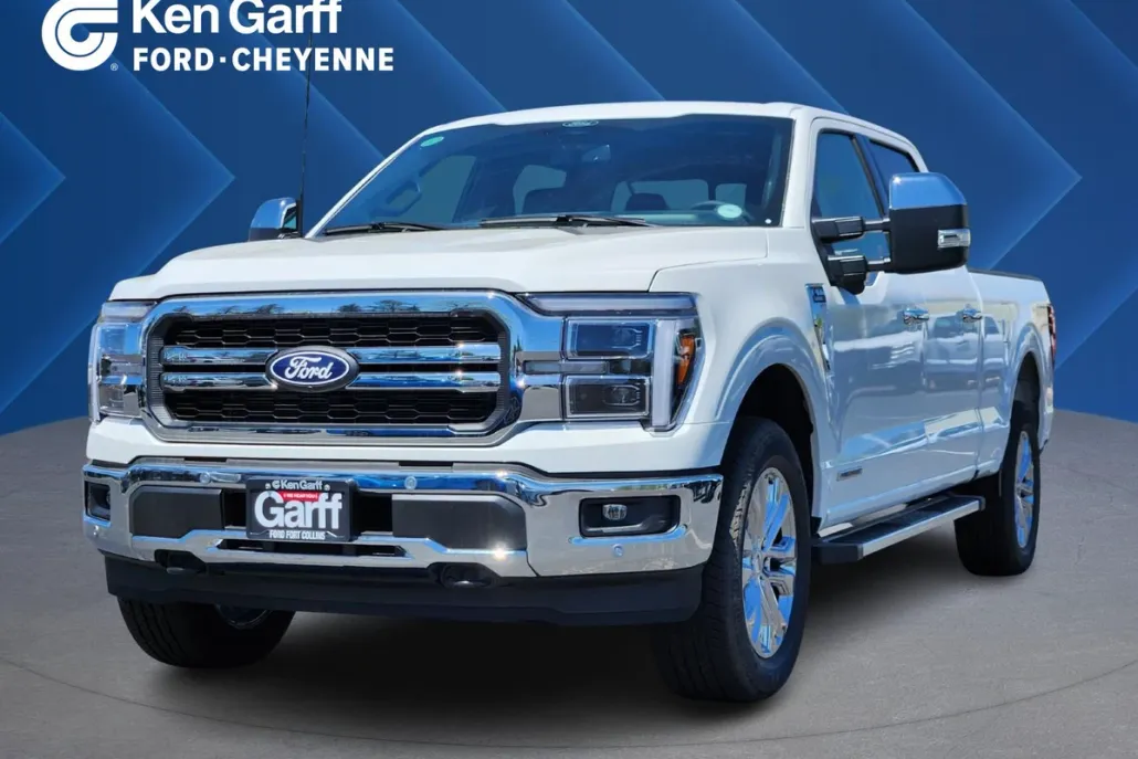 2025 Ford F-150 Lariat photo 1