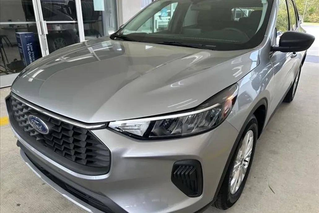 2023 Ford Escape Active photo 1