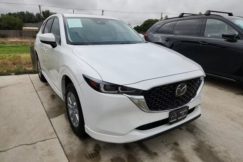 2025 Mazda CX-5 2.5 S Preferred photo 1