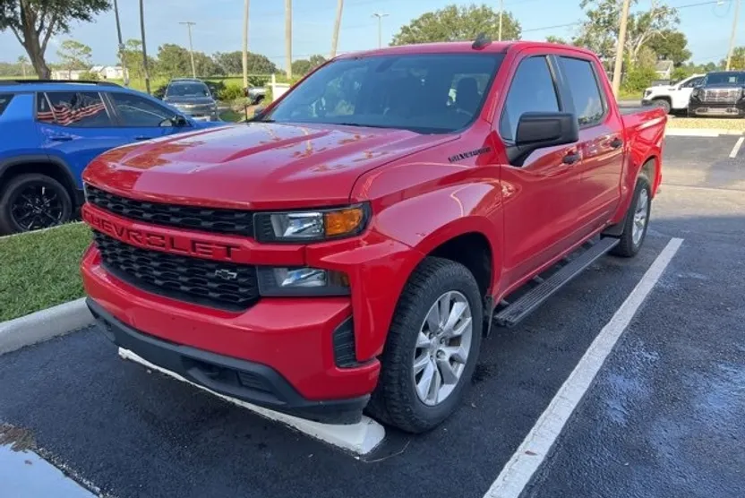 2020 Chevrolet Silverado 1500 photo 1