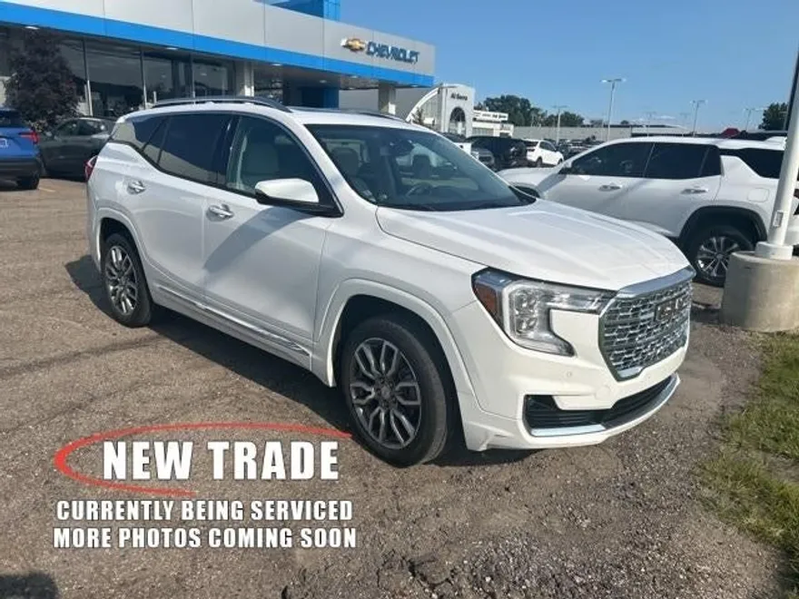 2023 Gmc Terrain Denali photo 1