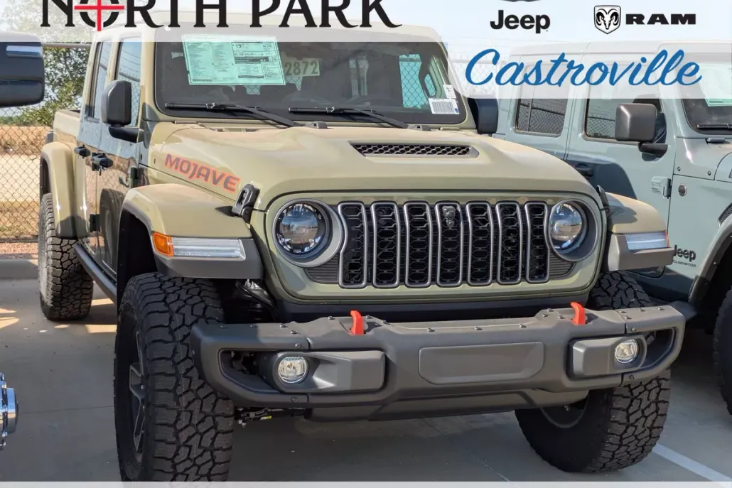 2025 Jeep Gladiator Mojave photo 1