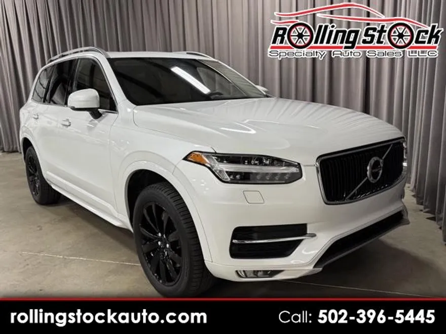 2016 Volvo XC90 T6 Momentum photo 1