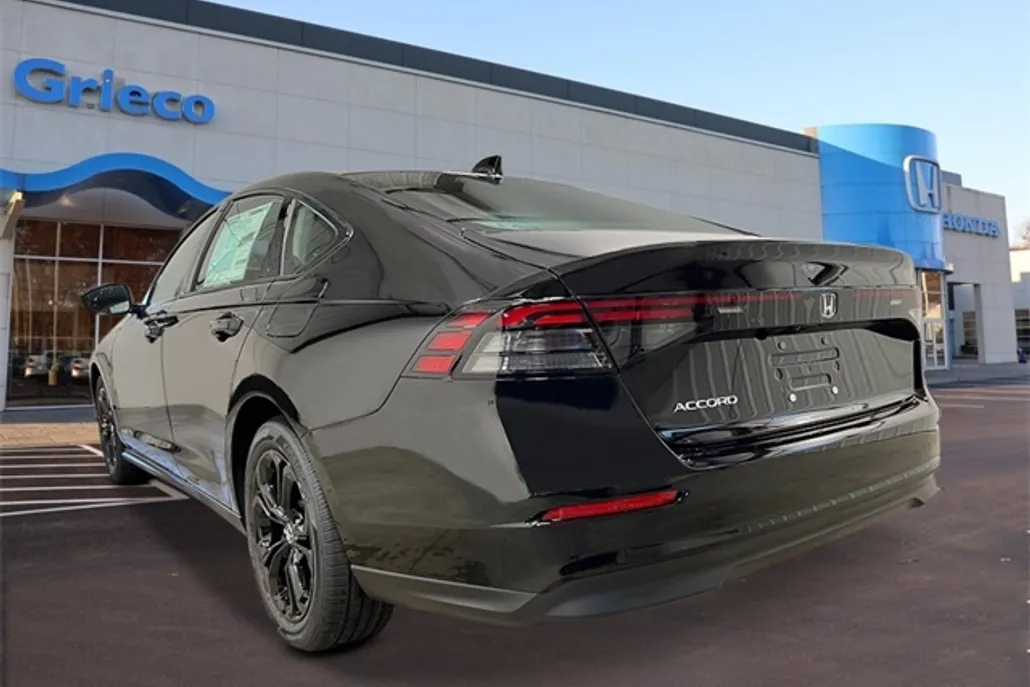 2025 Honda Accord SE photo 1