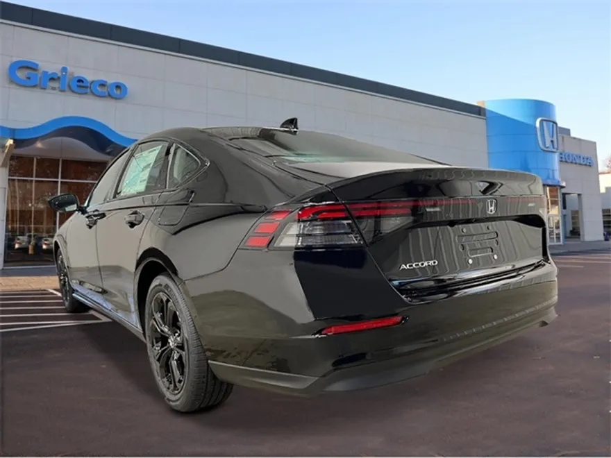 2025 Honda Accord SE photo 1