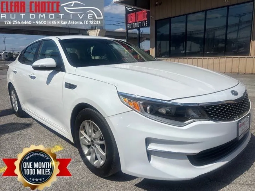 2017 Kia Optima LX photo 1