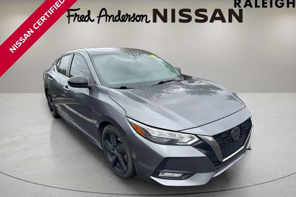 2021 Nissan Sentra SR photo 1
