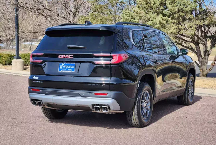 2025 Gmc Acadia Elevation photo 1