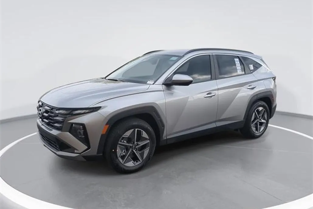 2026 Hyundai Tucson SEL photo 1