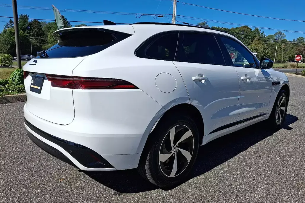 2025 Jaguar F-PACE P250 R-Dynamic S photo 1