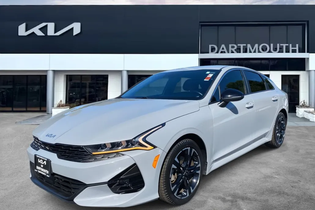 2023 Kia K5 GT-Line photo 1