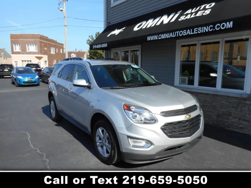 2016 Chevrolet Equinox LT photo 1