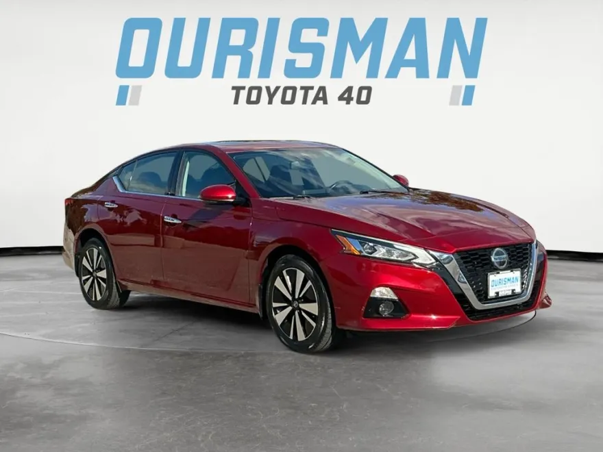 2019 Nissan Altima 2.5 SV photo 1