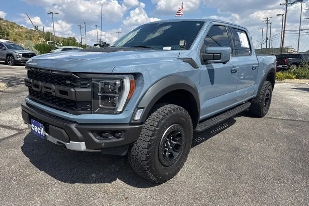 2023 Ford F-150 Raptor photo 1