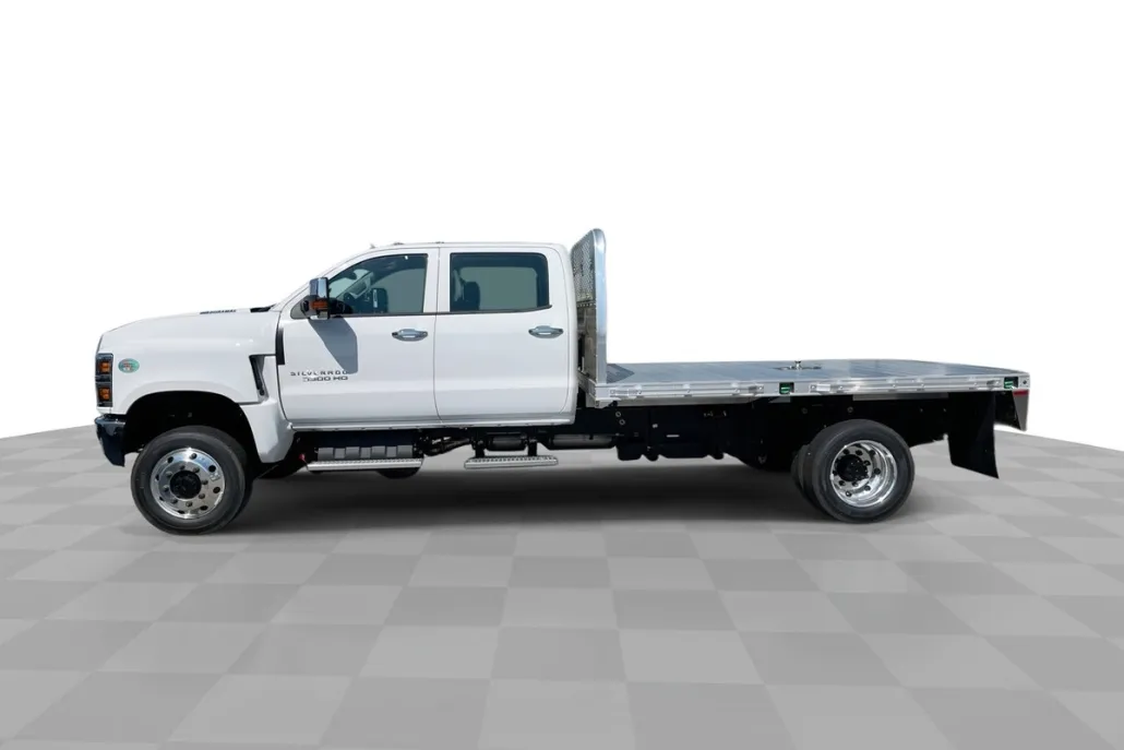 2024 Chevrolet Silverado 5500HD Work Truck photo 1