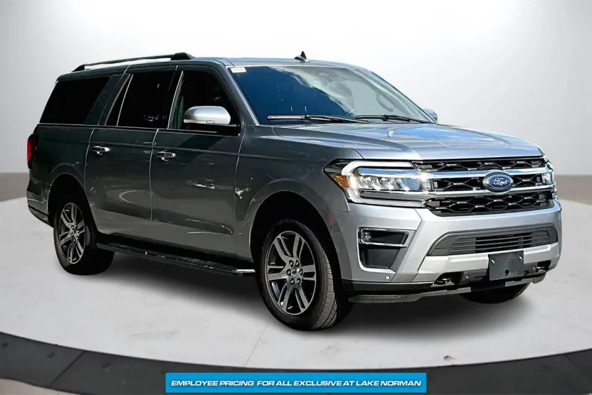2023 Ford Expedition MAX Limited photo 1