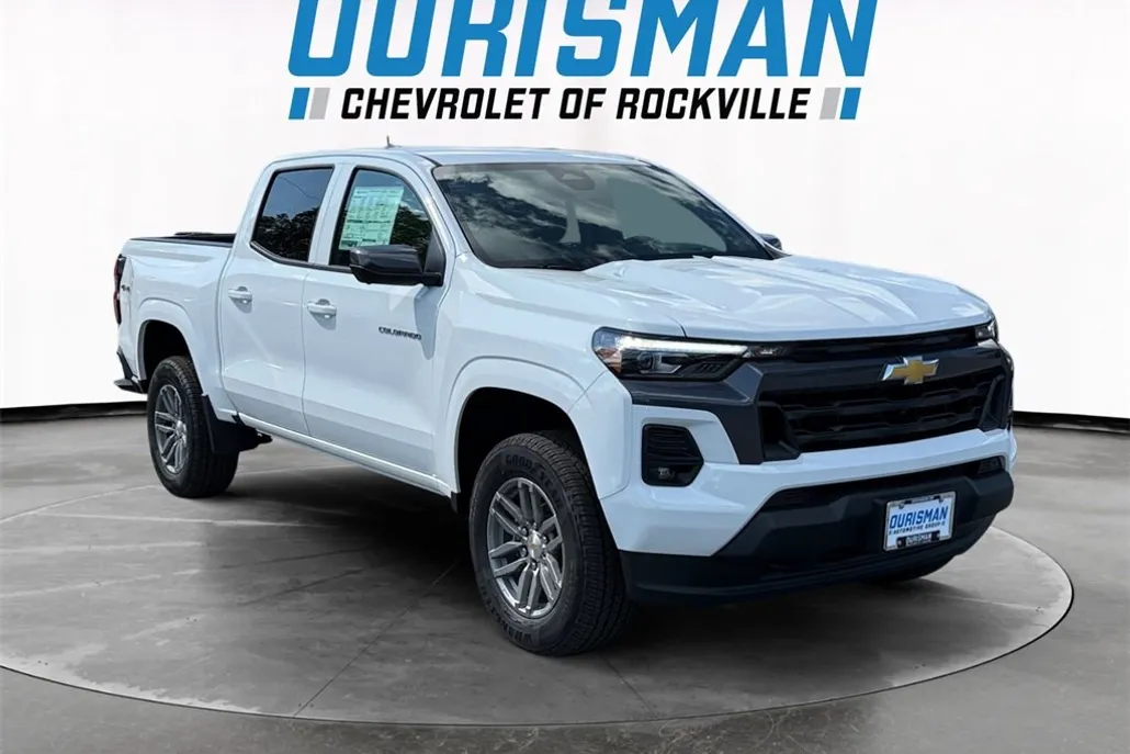 2026 Chevrolet Colorado LT photo 1
