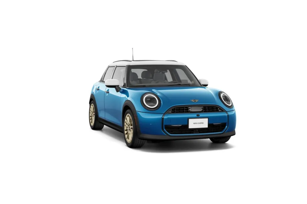 2026 Mini Cooper 4 Door Hardtop Iconic photo 1