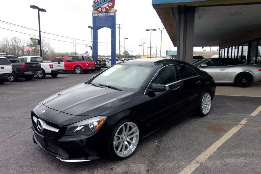 2018 Mercedes Benz CLA 250 4MATIC photo 1
