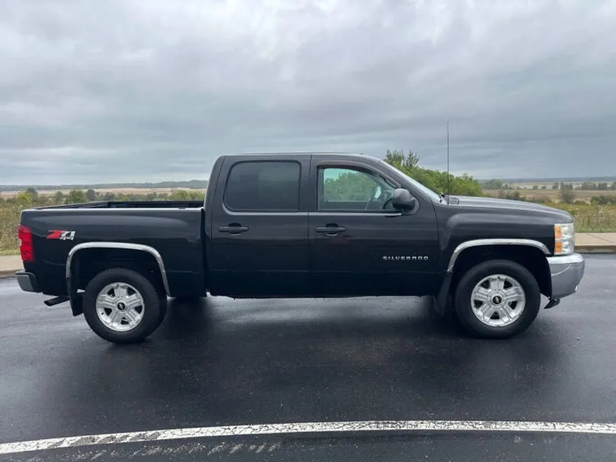 2012 Chevrolet Silverado 1500 LT photo 1