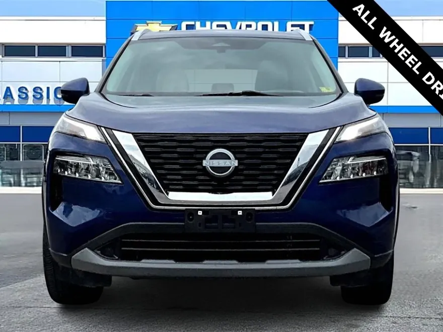 2022 Nissan Rogue SV photo 1