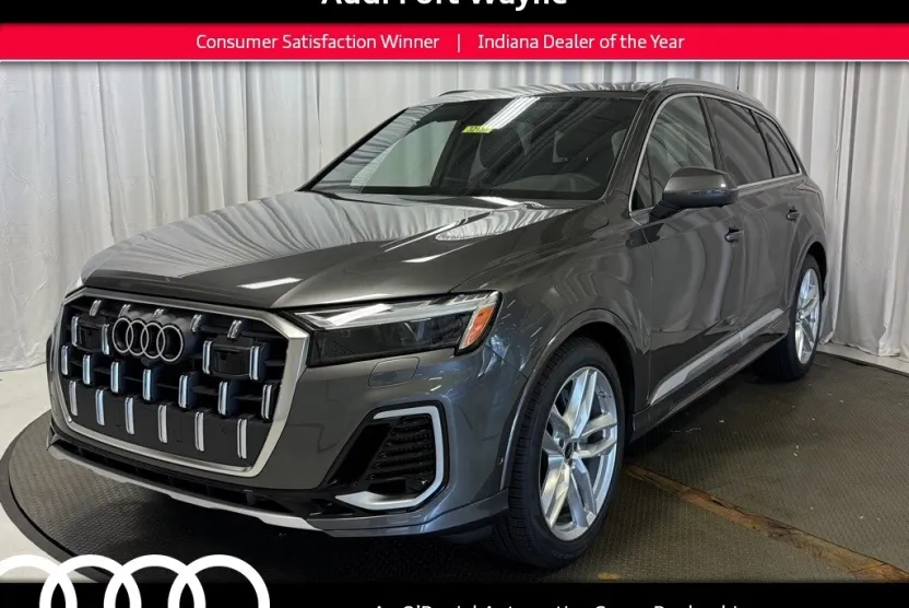 2025 Audi Q7 55 Premium Plus photo 1