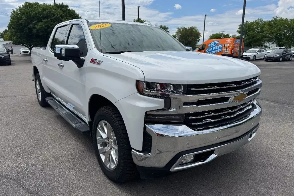 2021 Chevrolet Silverado 1500 LTZ photo 1