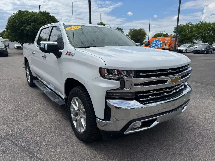 2021 Chevrolet Silverado 1500 LTZ photo 1