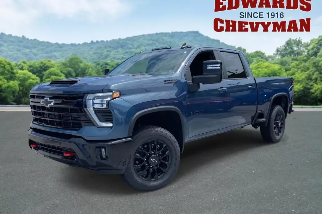 2025 Chevrolet Silverado 2500HD LT photo 1