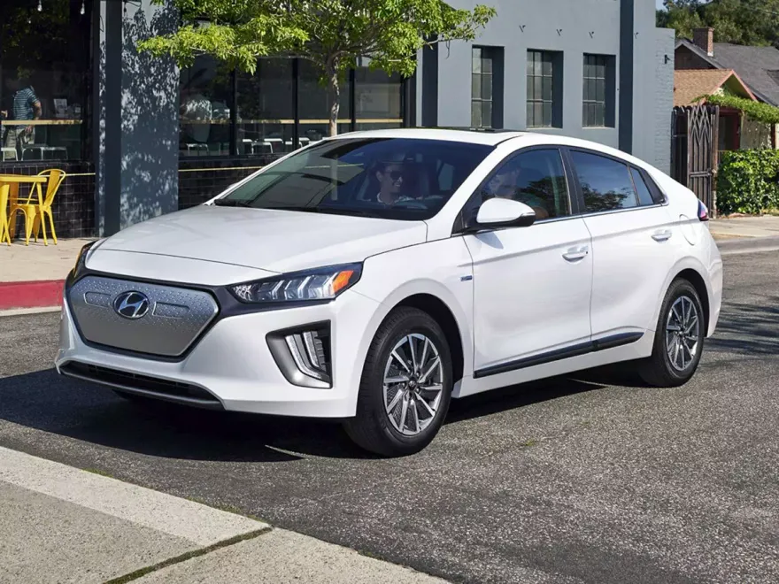 2020 Hyundai Ioniq Electric SE photo 1