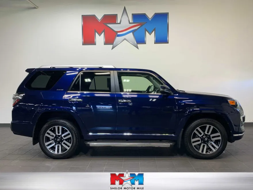 2020 Toyota 4Runner Limited photo 1