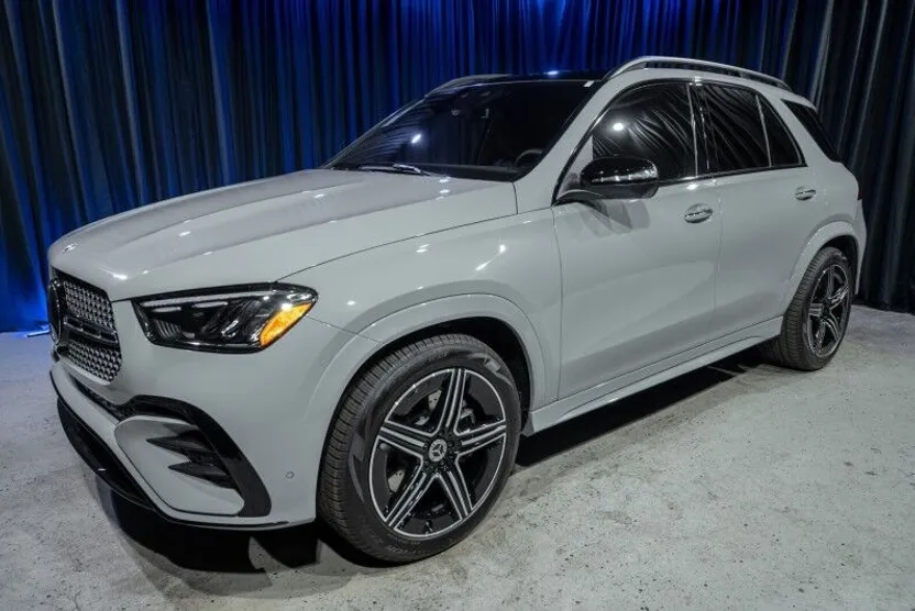 2025 Mercedes Benz GLE 450 4MATIC photo 1