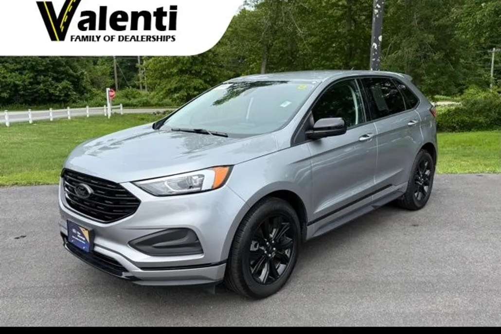 2024 Ford Edge SE photo 1