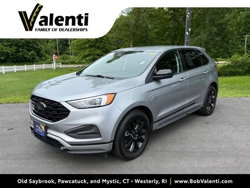 2024 Ford Edge SE photo 1