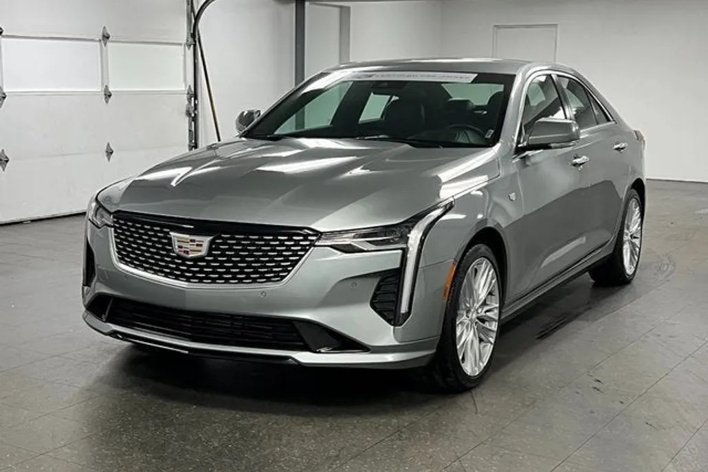 2023 Cadillac CT4 Premium Luxury photo 1