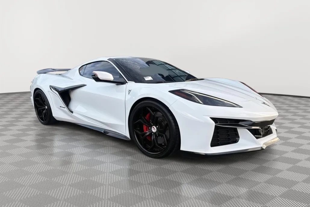 2023 Chevrolet Corvette Z06 1LZ photo 1