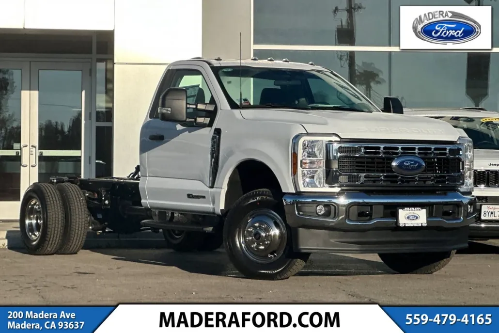 2024 Ford F-350 XL photo 1