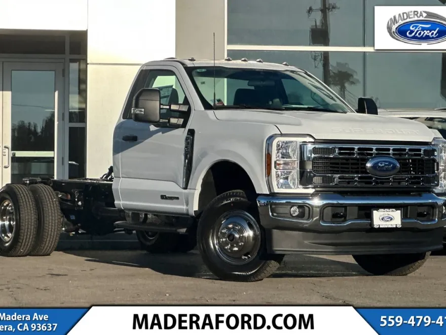 2024 Ford F-350 XL photo 1