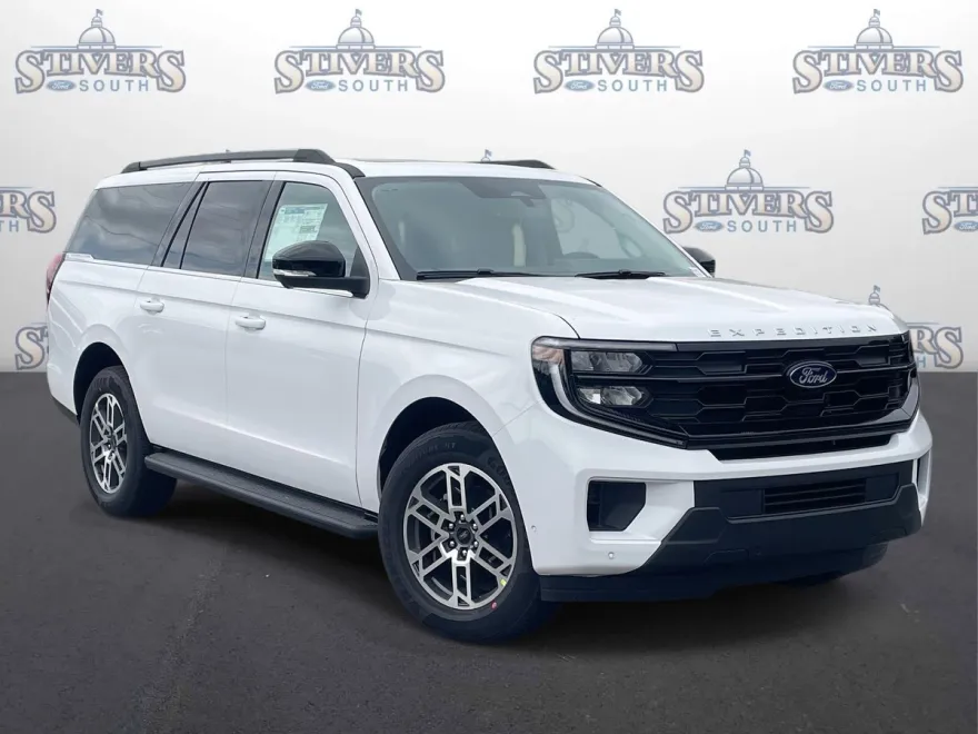 2025 Ford Expedition MAX photo 1