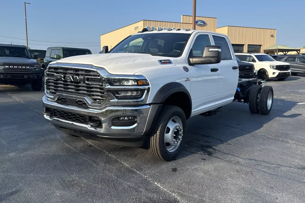 2025 Ram 4500 Tradesman photo 1