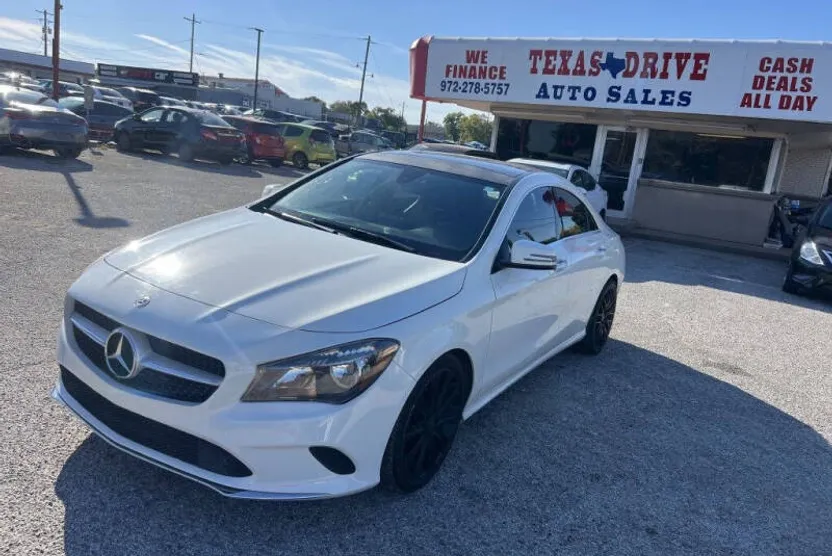 2018 Mercedes Benz CLA 250 photo 1