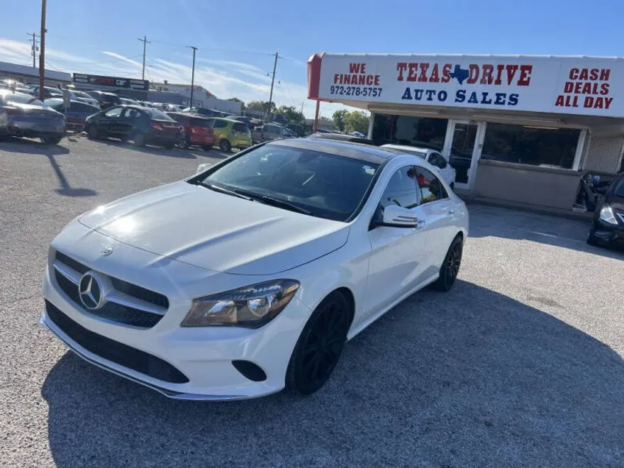 2018 Mercedes Benz CLA 250 photo 1