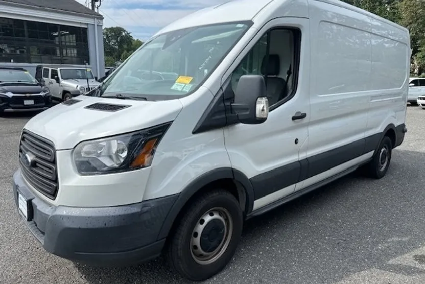 2018 Ford Transit photo 1