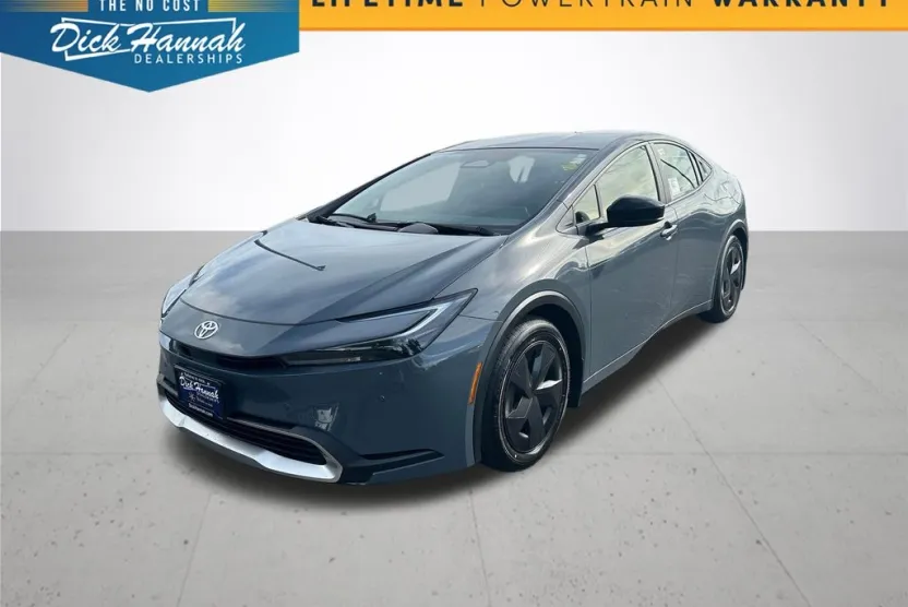 2026 Toyota Prius Prime photo 1