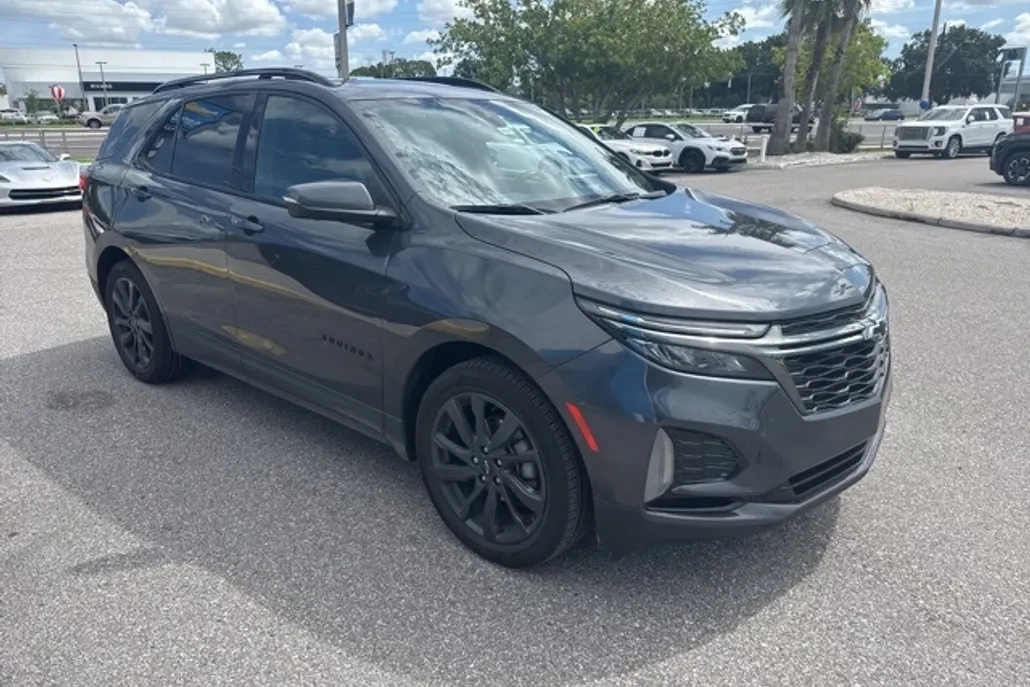 2022 Chevrolet Equinox RS photo 1