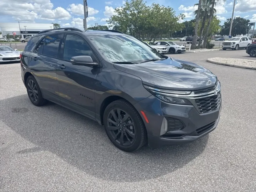2022 Chevrolet Equinox RS photo 1