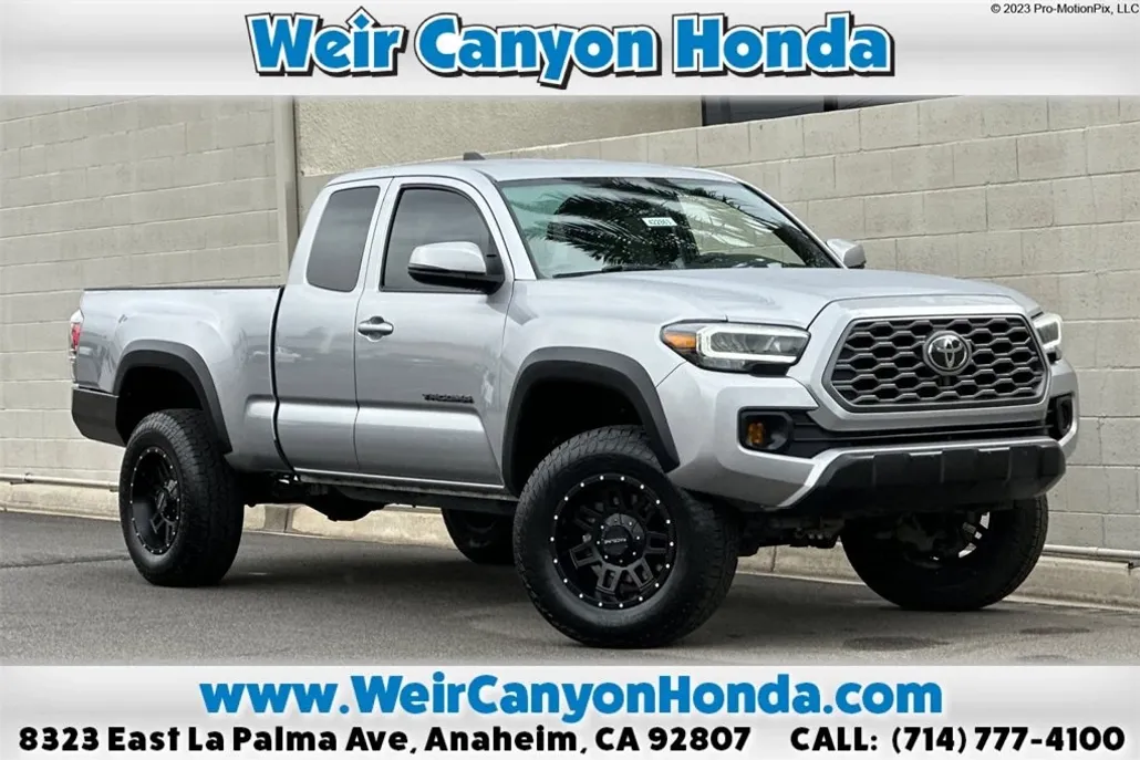 2021 Toyota Tacoma TRD Off-Road photo 1